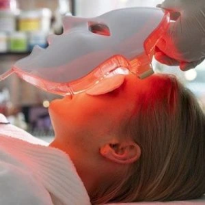 LED Light Therapy in Dubai
